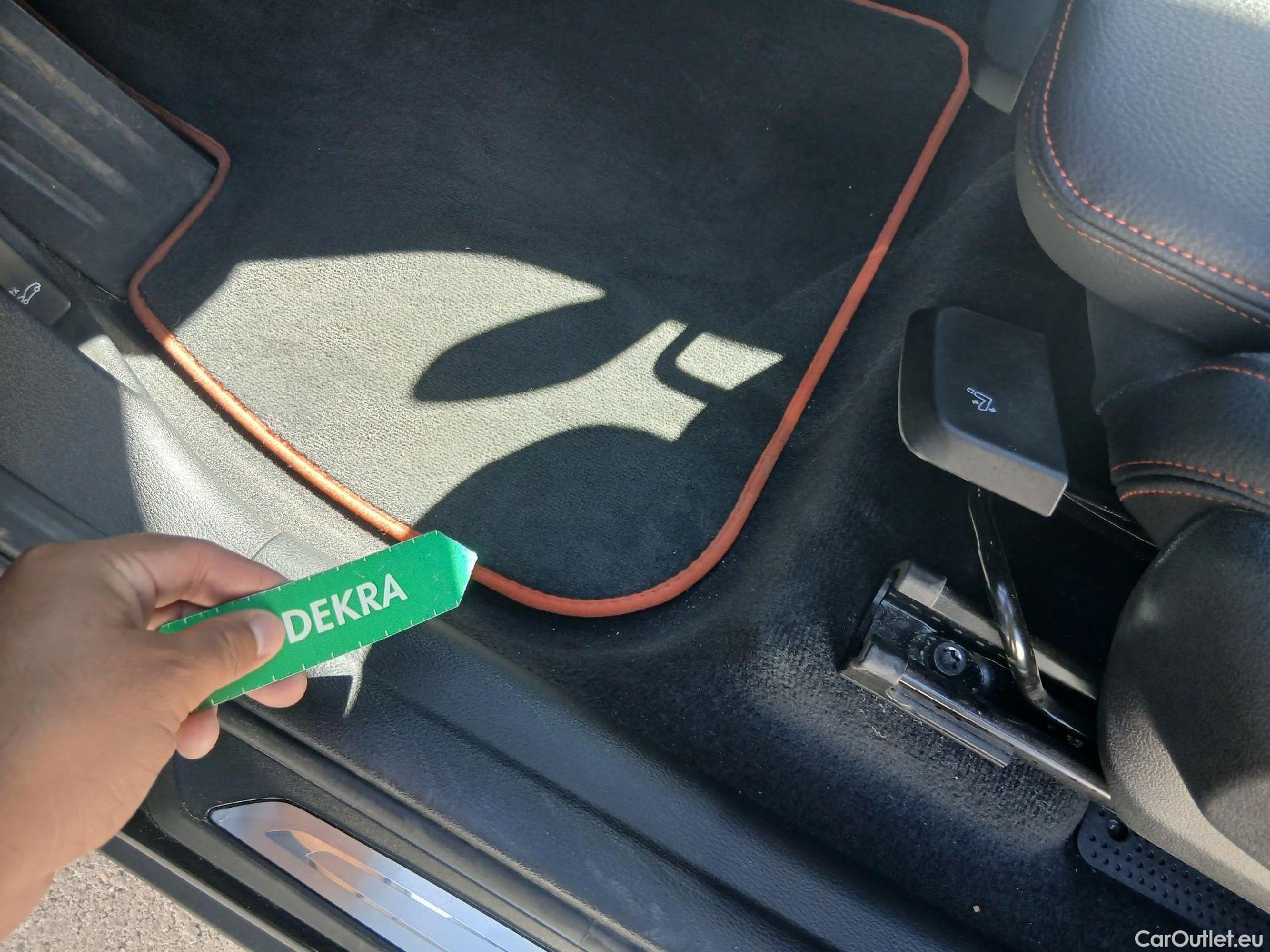  Bmw  X1 BMW  / 2019 / 5P / todoterreno sDrive18d #2