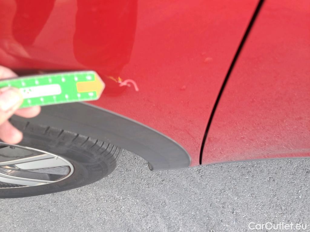  KIA  Niro KIA  / 2019 / 5P / crossover 1.6 GDi HEV 104kW (141CV) Drive #6