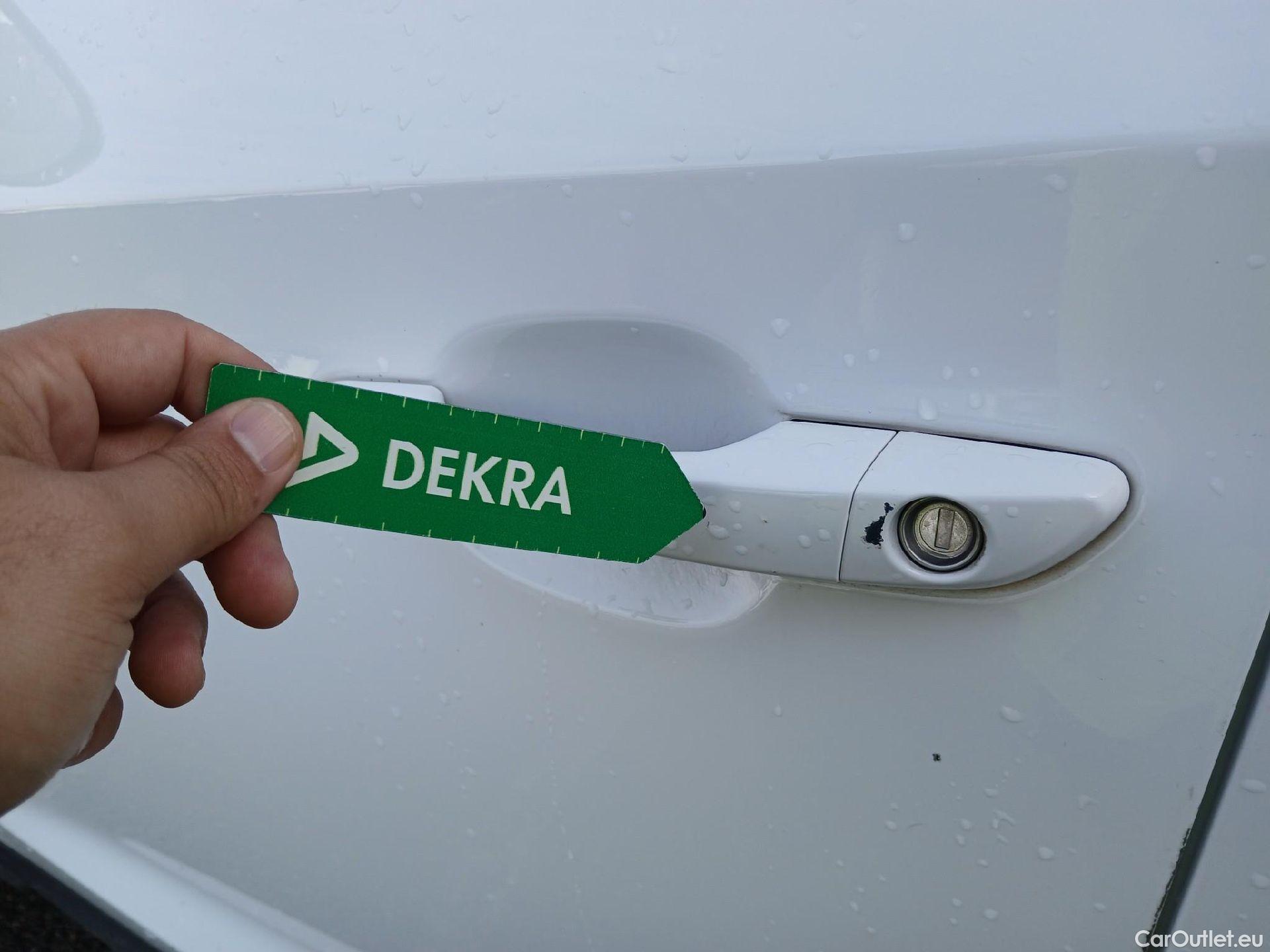  Hyundai  Tucson HYUNDAI  / 2018 / 5P / todoterreno 1.6 CRDI 85kW (116CV) 48V SLE Sky 4X2(SL)(SP) #13