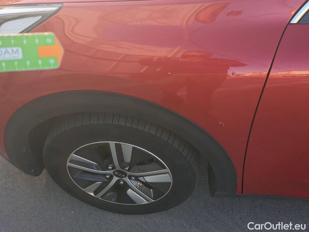  KIA  Niro KIA  / 2019 / 5P / crossover 1.6 GDi HEV 104kW (141CV) Drive #4