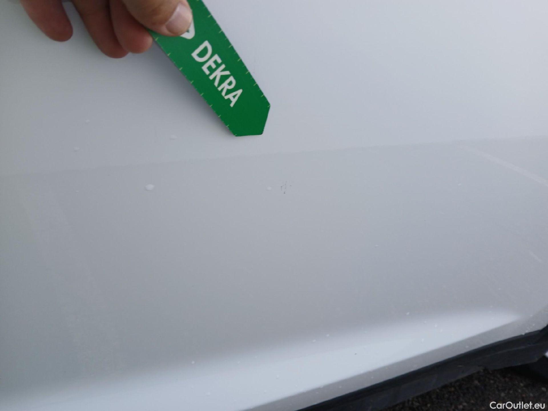  Hyundai  Tucson HYUNDAI  / 2018 / 5P / todoterreno 1.6 CRDI 85kW (116CV) 48V SLE Sky 4X2(SL)(SP) #24