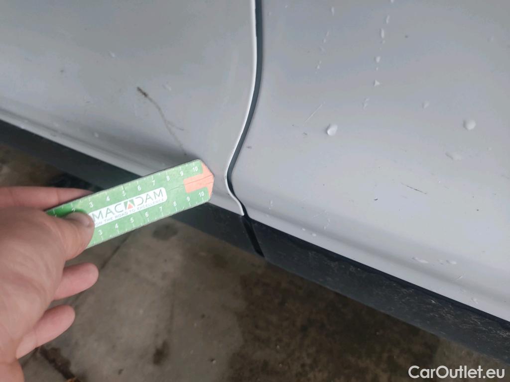  Ford  Kuga FORD  / 2016 / 5P / todoterreno 1.5 EcoBoost 88kW 4x2 Trend+ (CX) #7