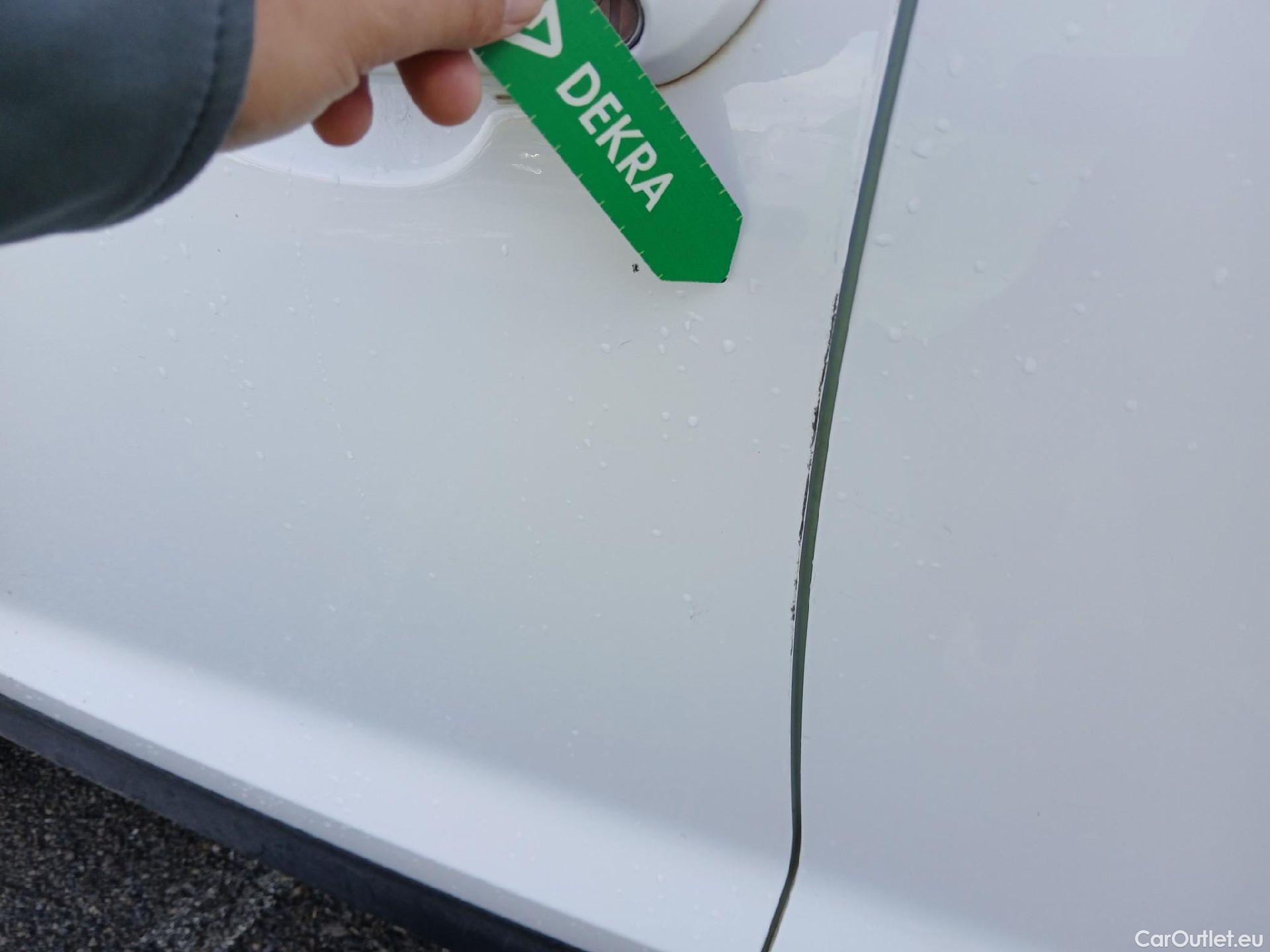  Hyundai  Tucson HYUNDAI  / 2018 / 5P / todoterreno 1.6 CRDI 85kW (116CV) 48V SLE Sky 4X2(SL)(SP) #10