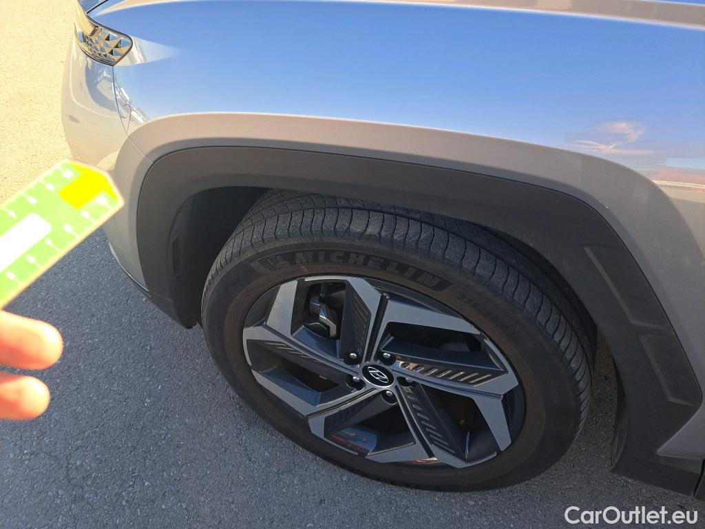 Hyundai  Tucson HYUNDAI  / 2020 / 5P / todoterreno 1.6 TGDI 169kW HEV Tecno Auto 2C #19