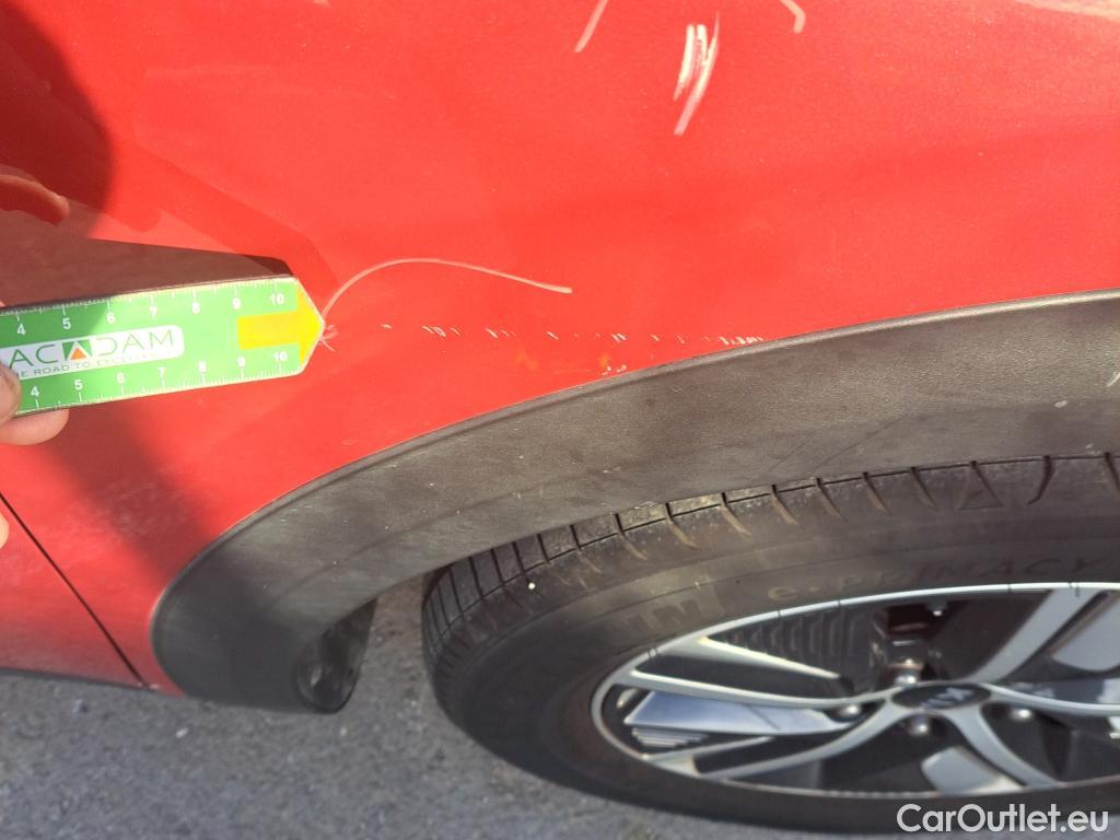  KIA  Niro KIA  / 2019 / 5P / crossover 1.6 GDi HEV 104kW (141CV) Drive #8