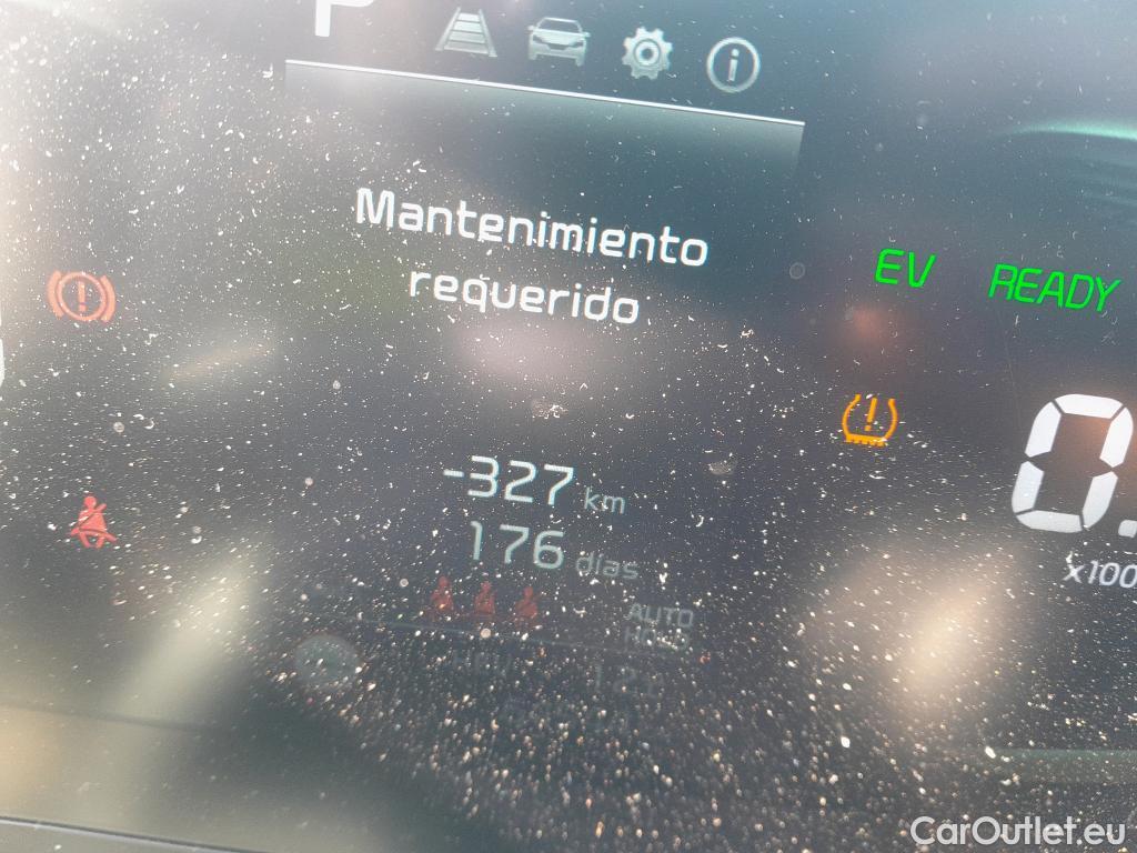 KIA  Niro KIA  / 2022 / 5P / crossover 1.6 GDi PHEV 135kW (183CV) Concept #25