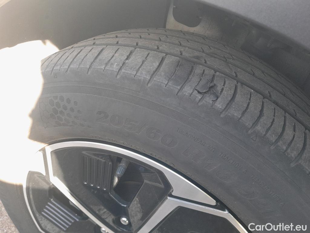 KIA  Niro KIA  / 2022 / 5P / crossover 1.6 GDi PHEV 135kW (183CV) Concept #11