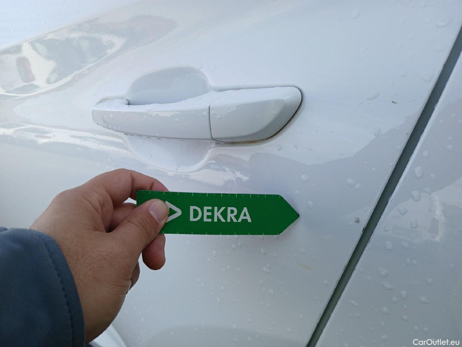  Hyundai  Tucson HYUNDAI  / 2018 / 5P / todoterreno 1.6 CRDI 85kW (116CV) 48V SLE Sky 4X2(SL)(SP) #14