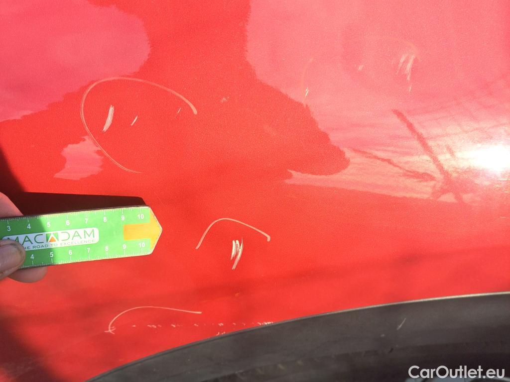  KIA  Niro KIA  / 2019 / 5P / crossover 1.6 GDi HEV 104kW (141CV) Drive #9