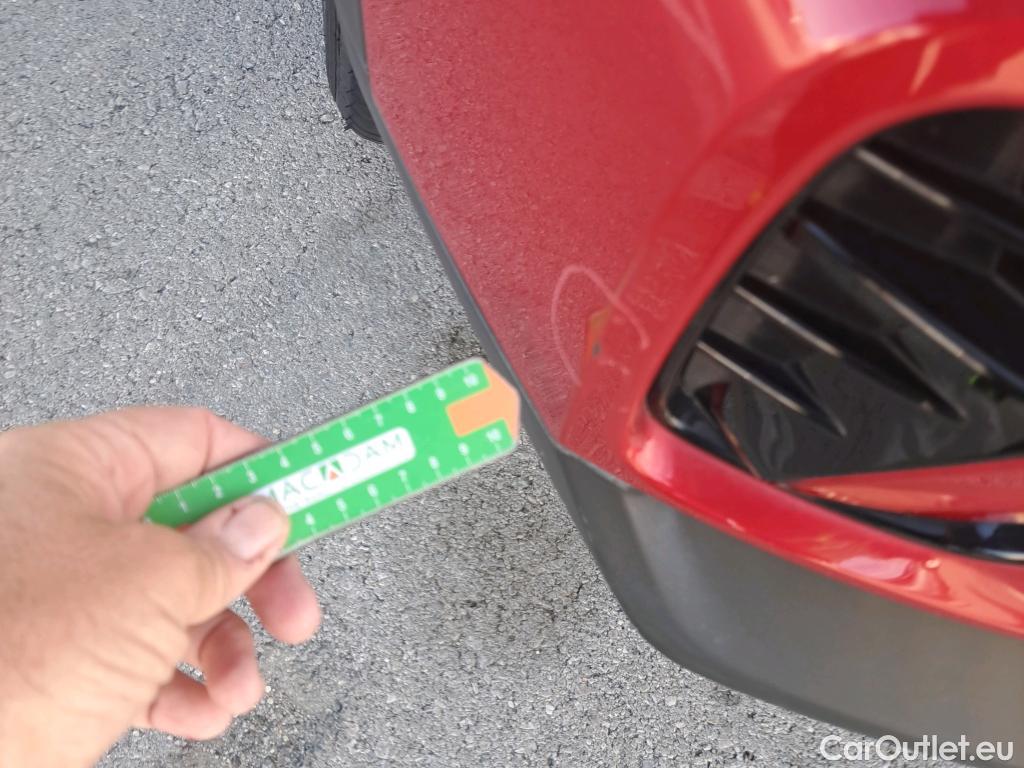  KIA  Niro KIA  / 2019 / 5P / crossover 1.6 GDi HEV 104kW (141CV) Drive #13