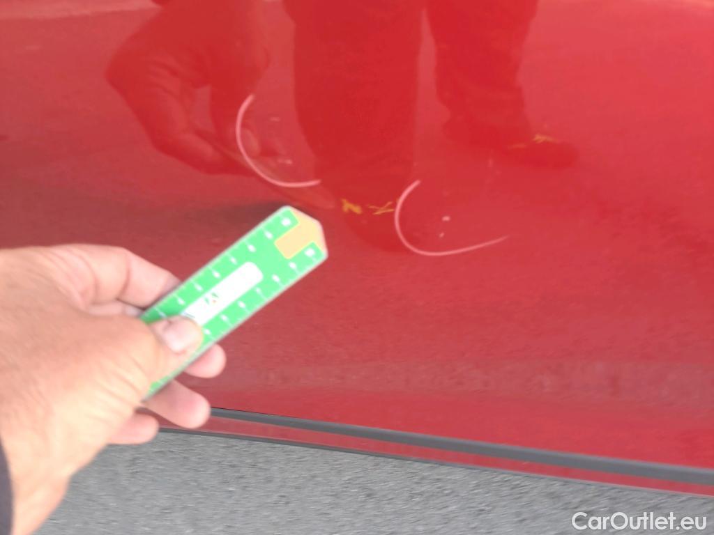  KIA  Niro KIA  / 2019 / 5P / crossover 1.6 GDi HEV 104kW (141CV) Drive #3