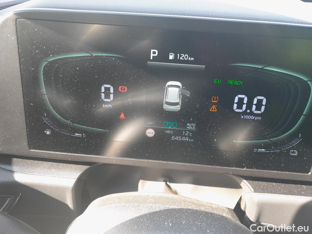 KIA  Niro KIA  / 2022 / 5P / crossover 1.6 GDi PHEV 135kW (183CV) Concept #5