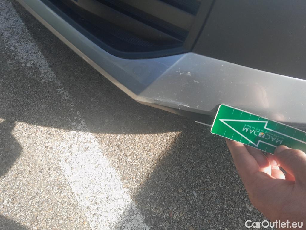 KIA  Niro KIA  / 2022 / 5P / crossover 1.6 GDi PHEV 135kW (183CV) Concept #14