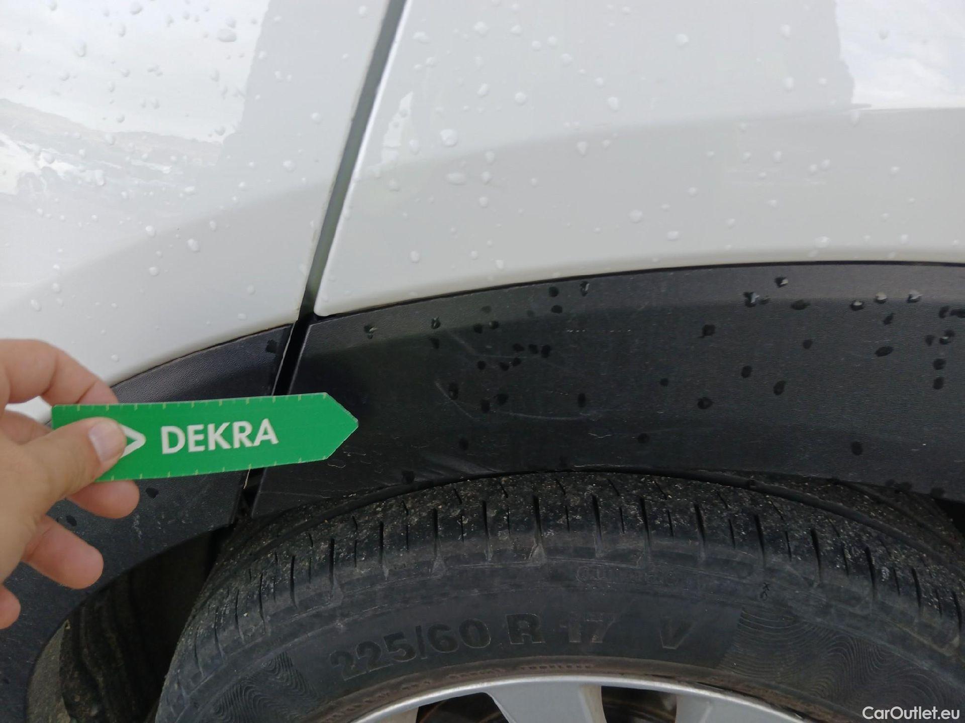  Hyundai  Tucson HYUNDAI  / 2018 / 5P / todoterreno 1.6 CRDI 85kW (116CV) 48V SLE Sky 4X2(SL)(SP) #16