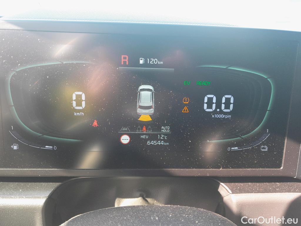 KIA  Niro KIA  / 2022 / 5P / crossover 1.6 GDi PHEV 135kW (183CV) Concept #23