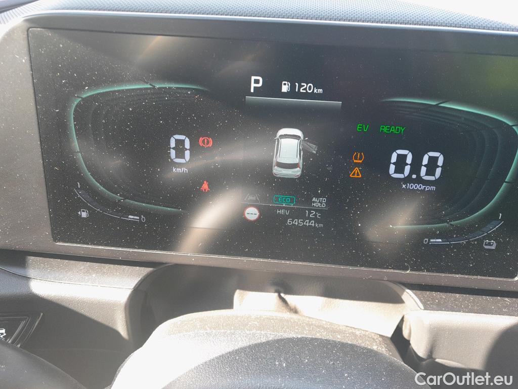 KIA  Niro KIA  / 2022 / 5P / crossover 1.6 GDi PHEV 135kW (183CV) Concept #4