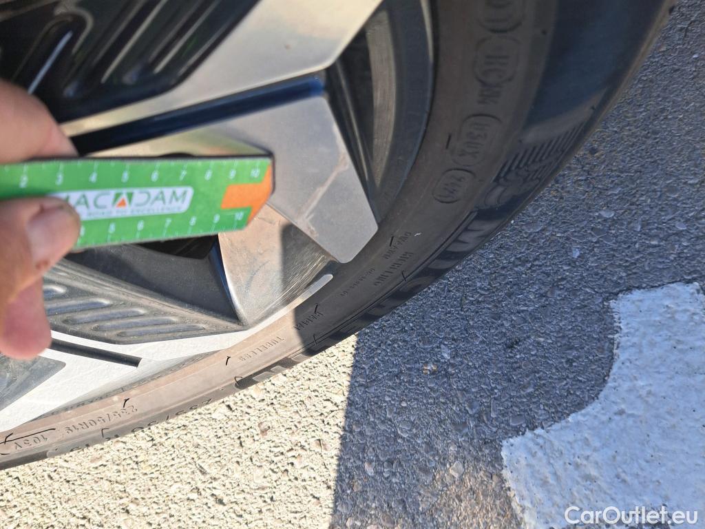 Hyundai  Tucson HYUNDAI  / 2020 / 5P / todoterreno 1.6 TGDI 169kW HEV Tecno Auto 2C #6