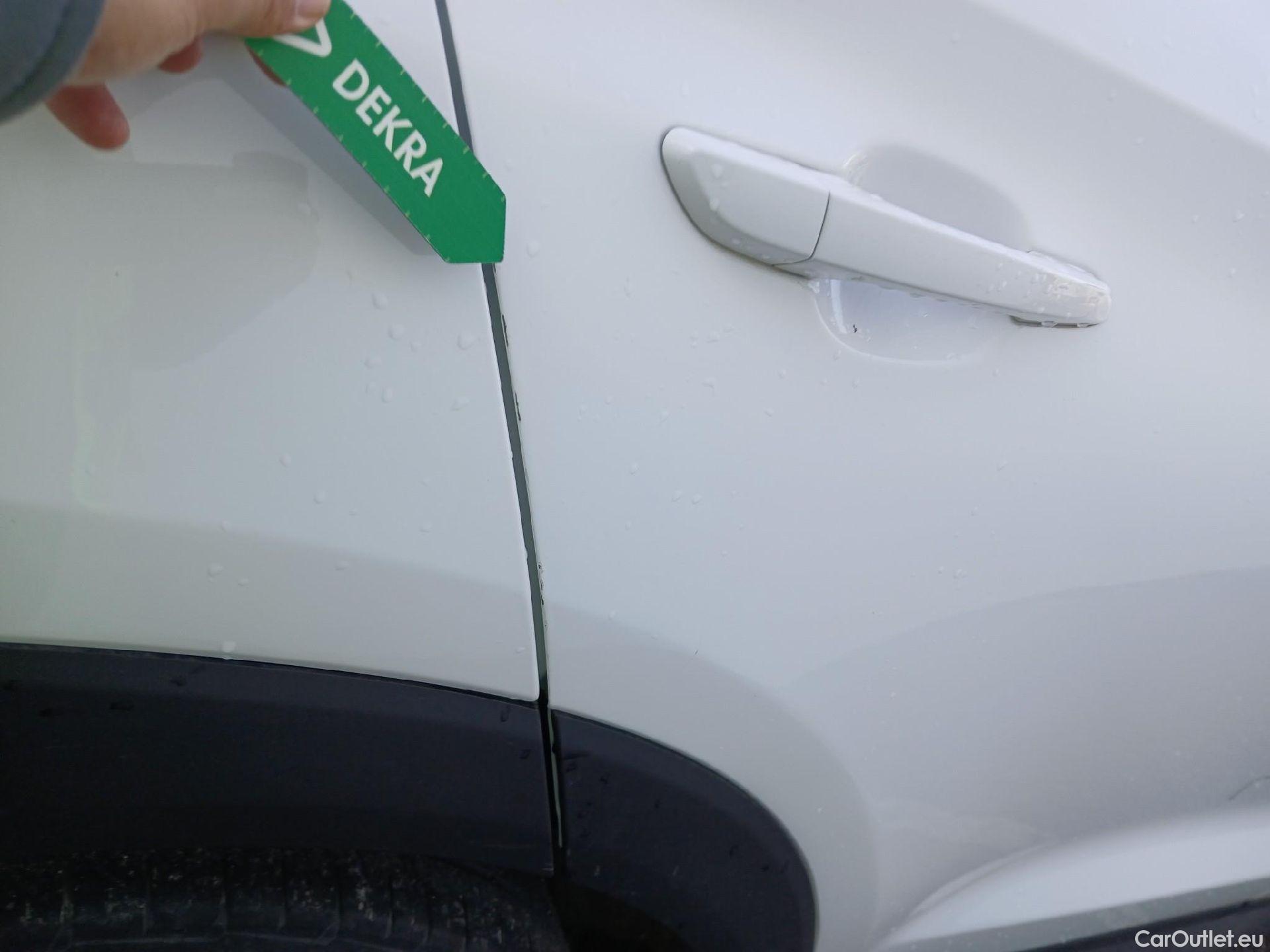  Hyundai  Tucson HYUNDAI  / 2018 / 5P / todoterreno 1.6 CRDI 85kW (116CV) 48V SLE Sky 4X2(SL)(SP) #23