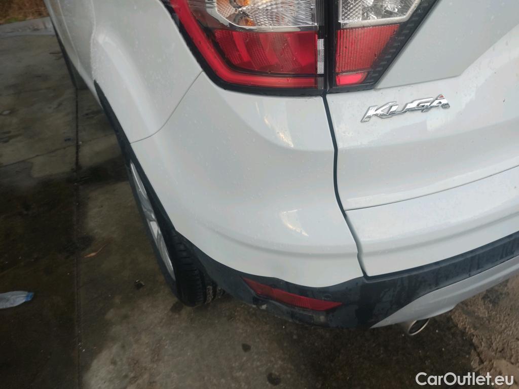  Ford  Kuga FORD  / 2016 / 5P / todoterreno 1.5 EcoBoost 88kW 4x2 Trend+ (CX) #12