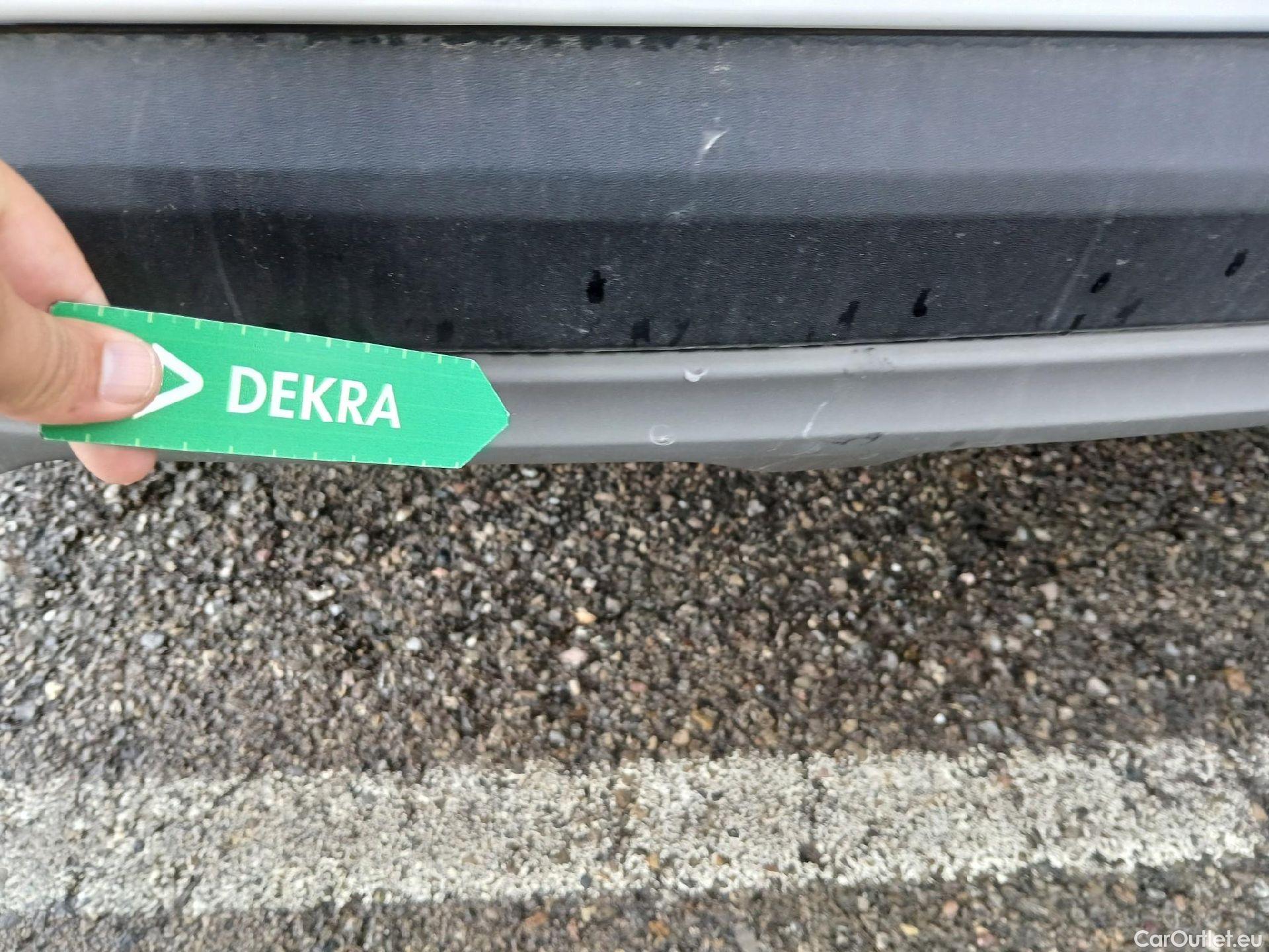  Hyundai  Tucson HYUNDAI  / 2018 / 5P / todoterreno 1.6 CRDI 85kW (116CV) 48V SLE Sky 4X2(SL)(SP) #20