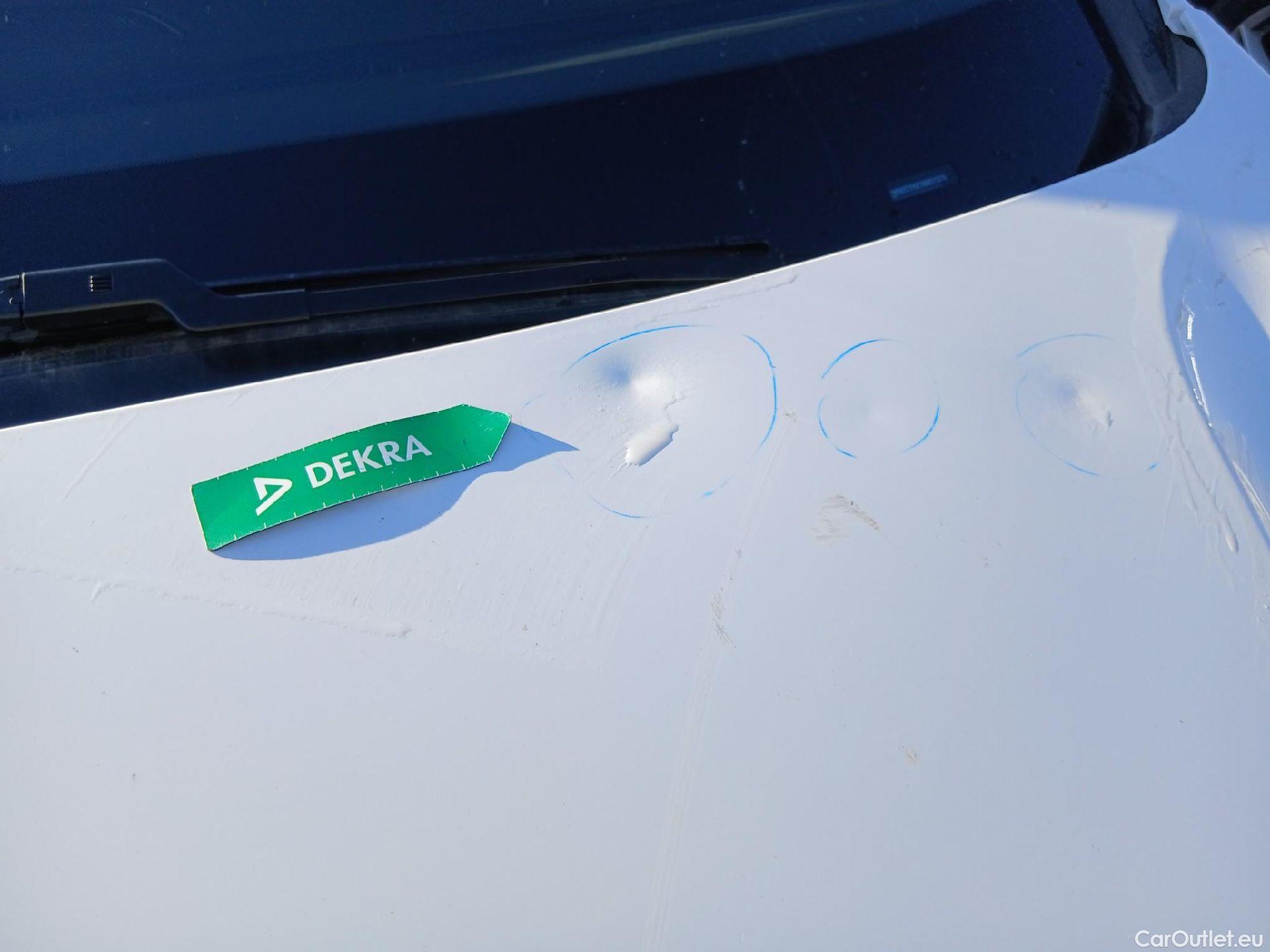  Opel   Grandland X OPEL Grandland / 2021 / 5P / todoterreno 1.5 CDTi Business Edition Auto #2