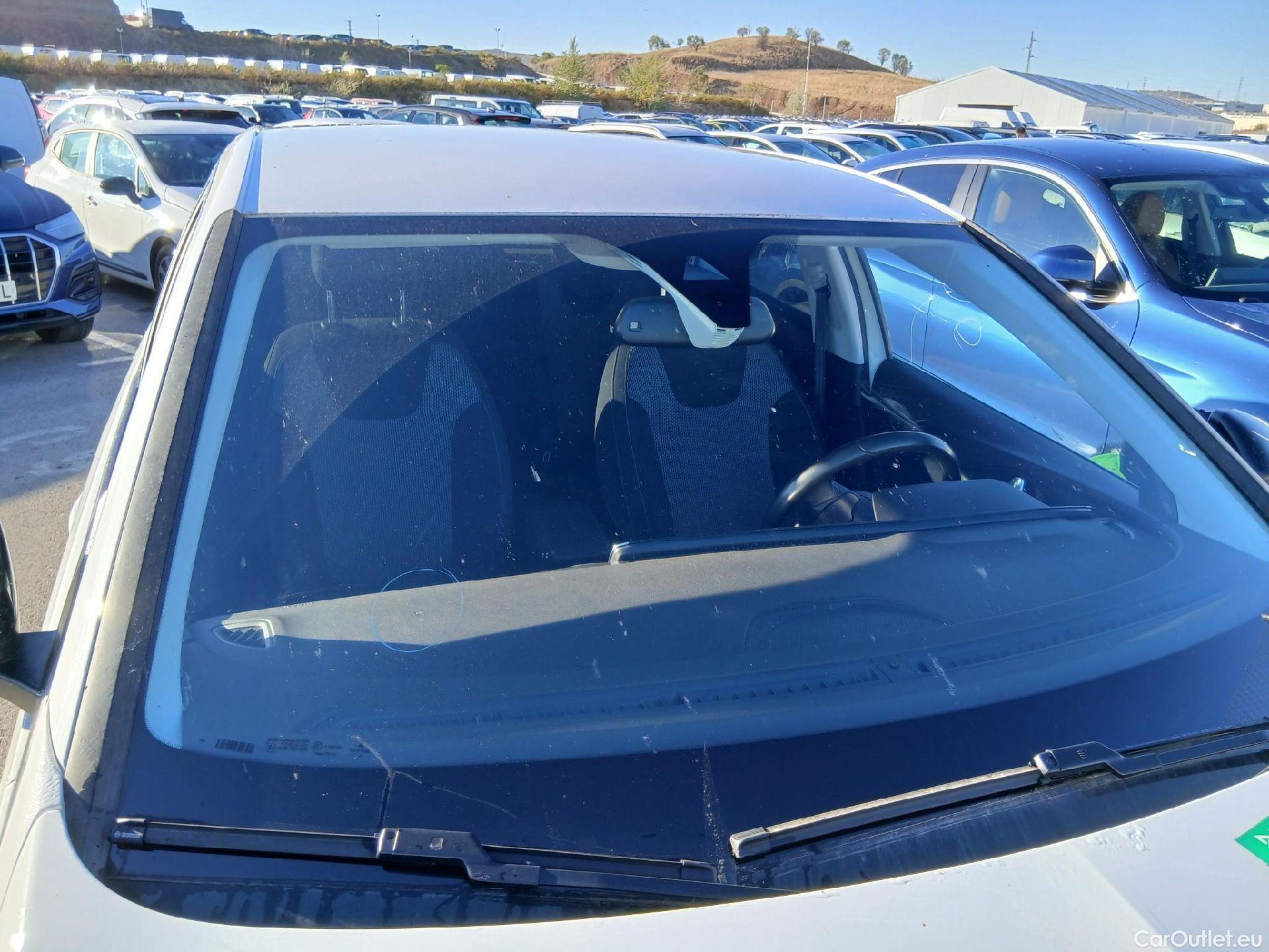  Opel   Grandland X OPEL Grandland / 2021 / 5P / todoterreno 1.5 CDTi Business Edition Auto #4