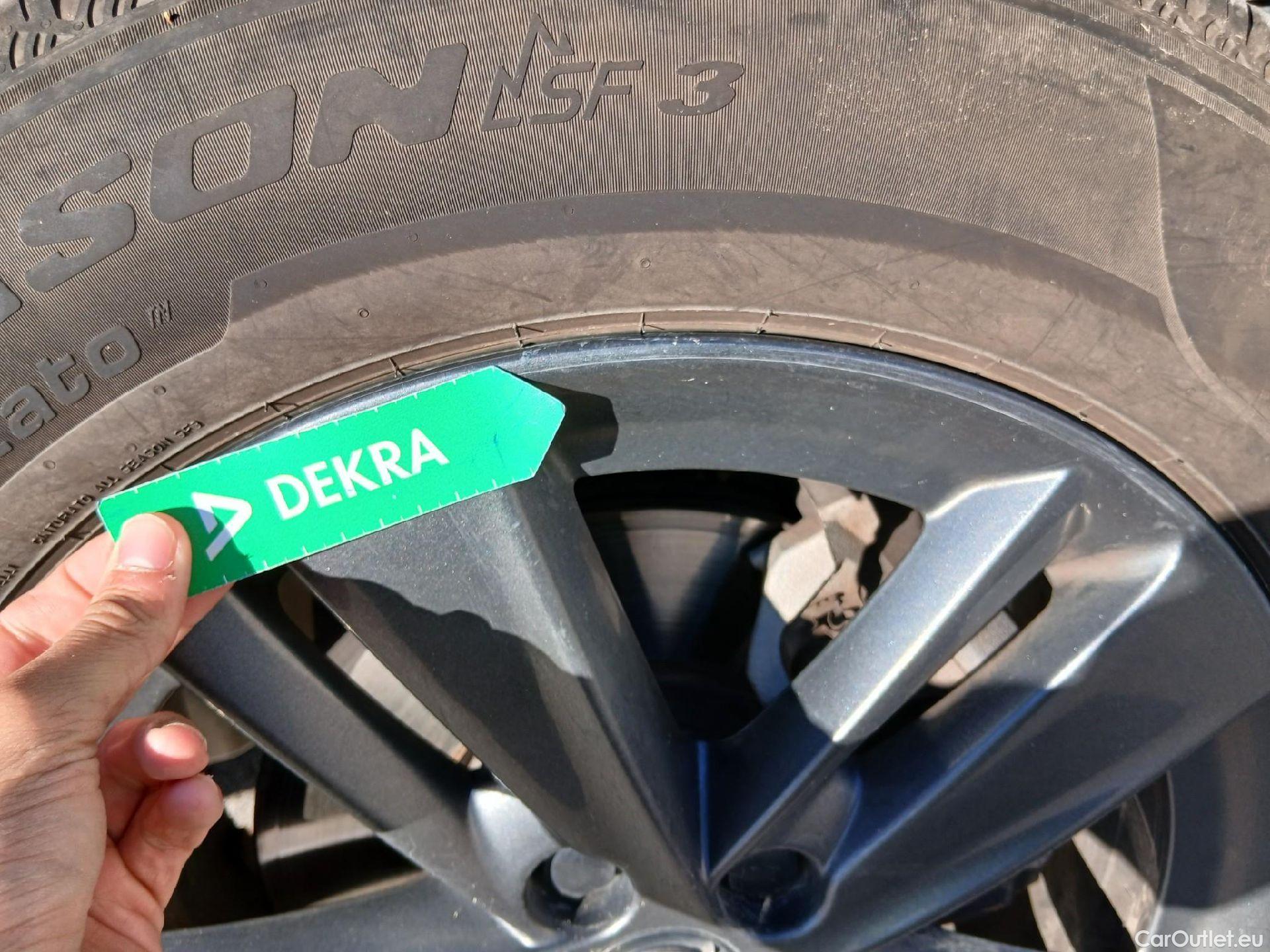  Opel   Grandland X OPEL Grandland / 2021 / 5P / todoterreno 1.5 CDTi Business Edition Auto #41