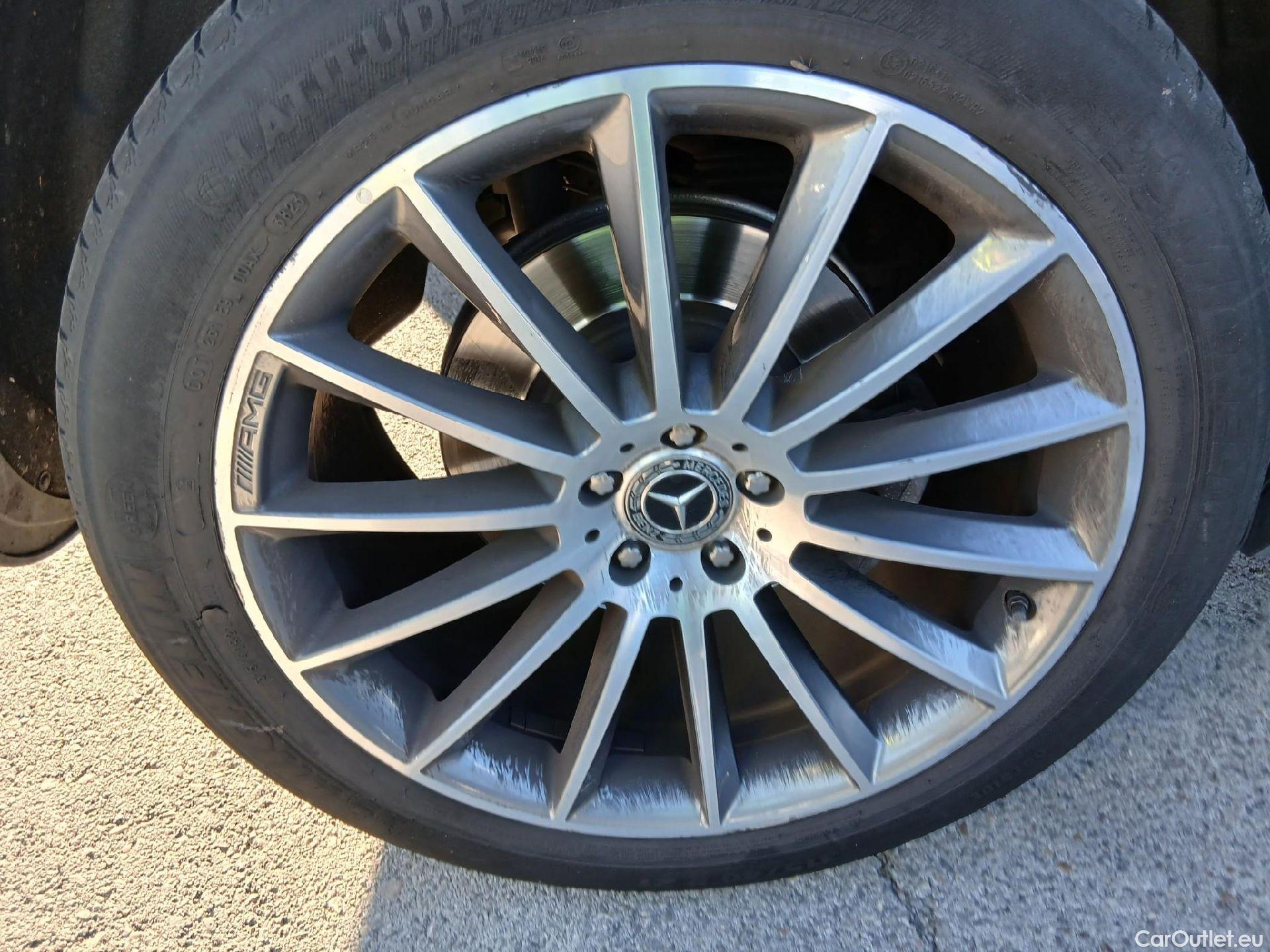  Mercedes  G-Klasee MERCEDES-BENZ GLE / 2018 / 5P / todoterreno GLE 300 d 4MATIC #37