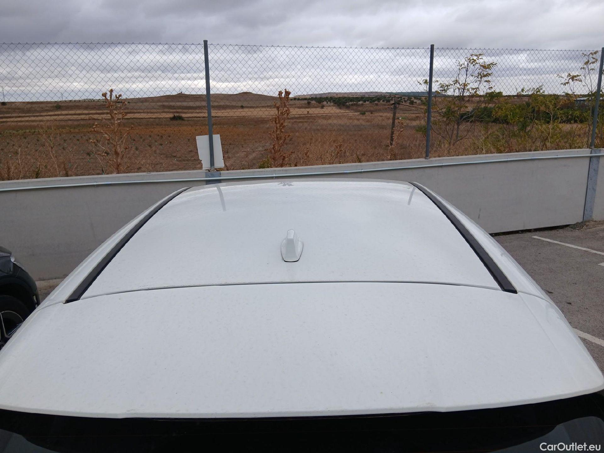 Nissan  Qashqai NISSAN  / 2021 / 5P / todoterreno DIG-T 103kW (140CV) mHEV 4x2 Acenta #9