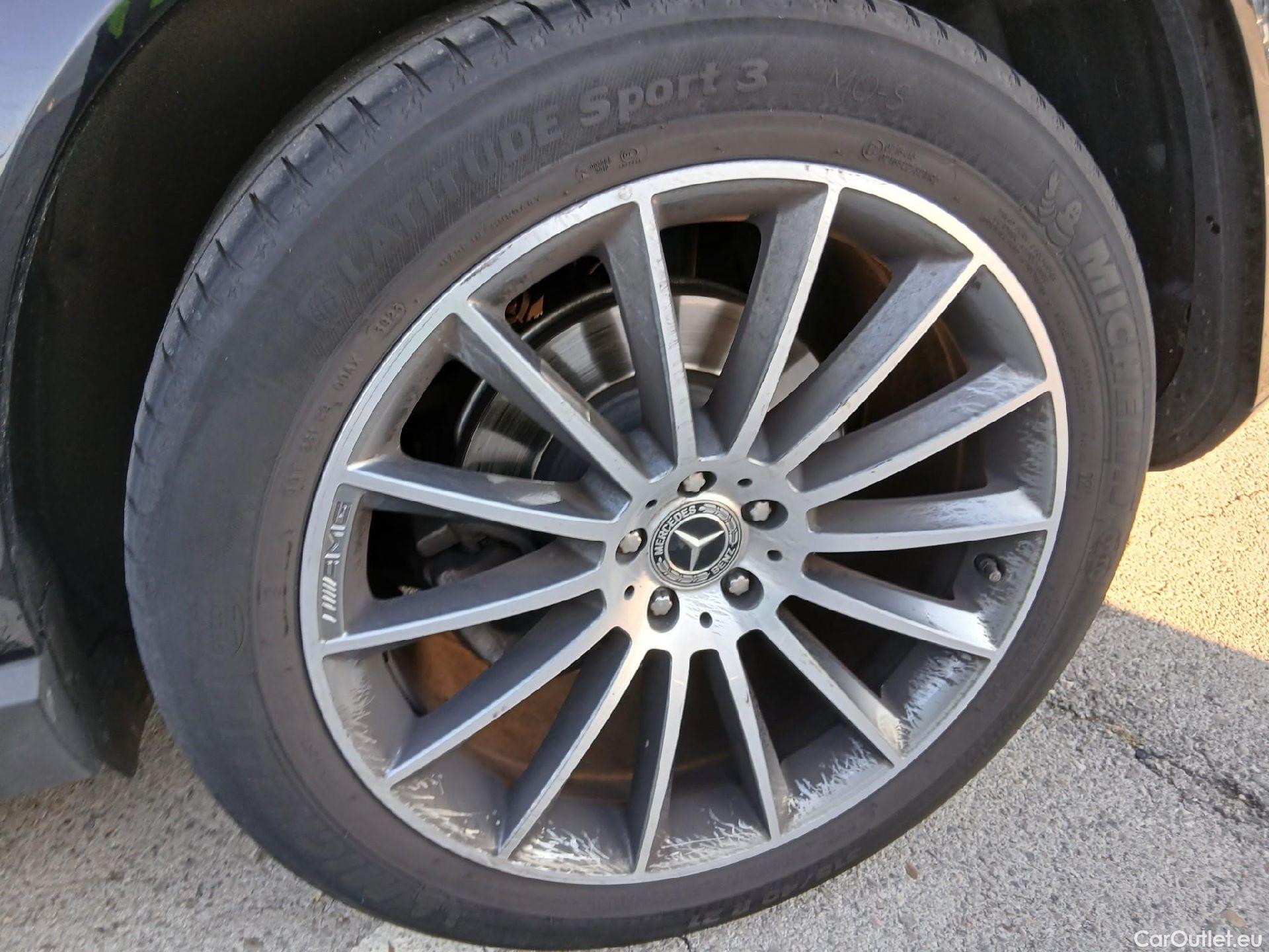  Mercedes  G-Klasee MERCEDES-BENZ GLE / 2018 / 5P / todoterreno GLE 300 d 4MATIC #24