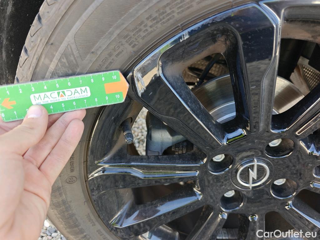 Opel  Crossland OPEL  / 2020 / 5P / crossover 1.2 81kW (110CV) GS Line #18