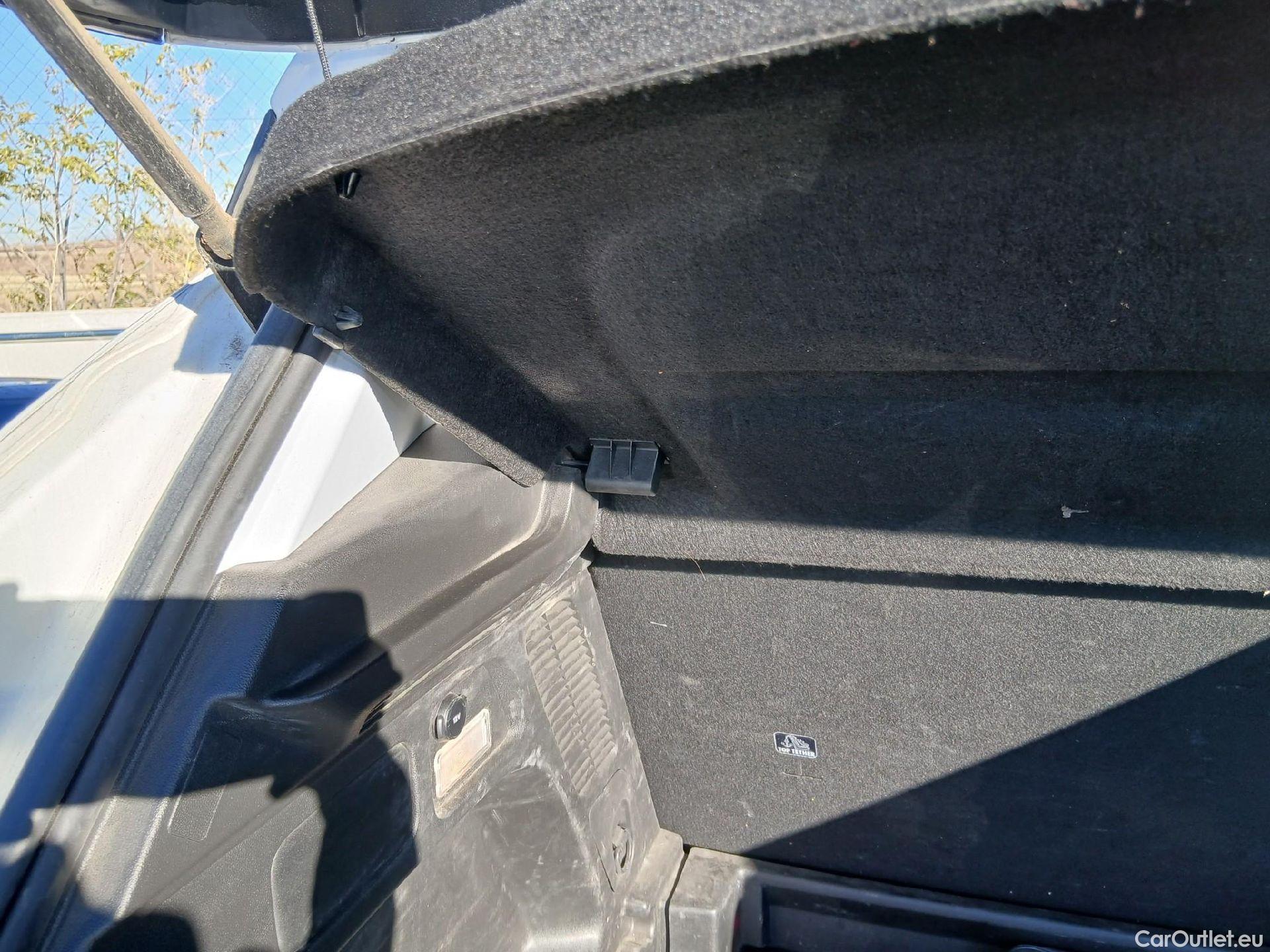  Opel   Grandland X OPEL Grandland / 2021 / 5P / todoterreno 1.5 CDTi Business Edition Auto #32