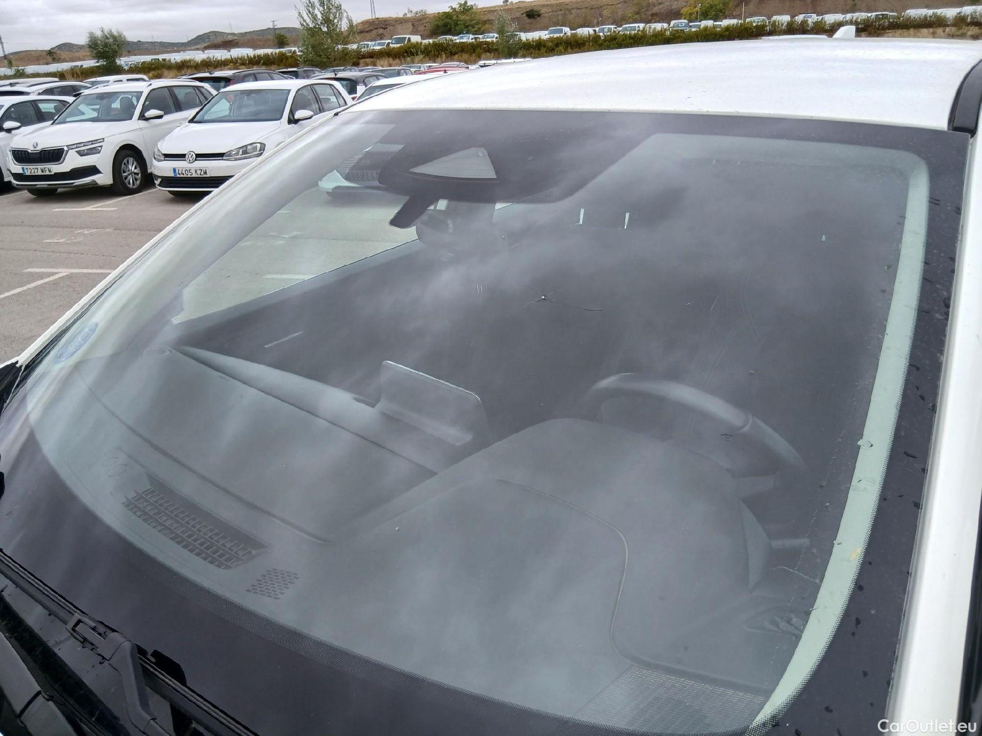 Nissan  Qashqai NISSAN  / 2021 / 5P / todoterreno DIG-T 103kW (140CV) mHEV 4x2 Acenta #4