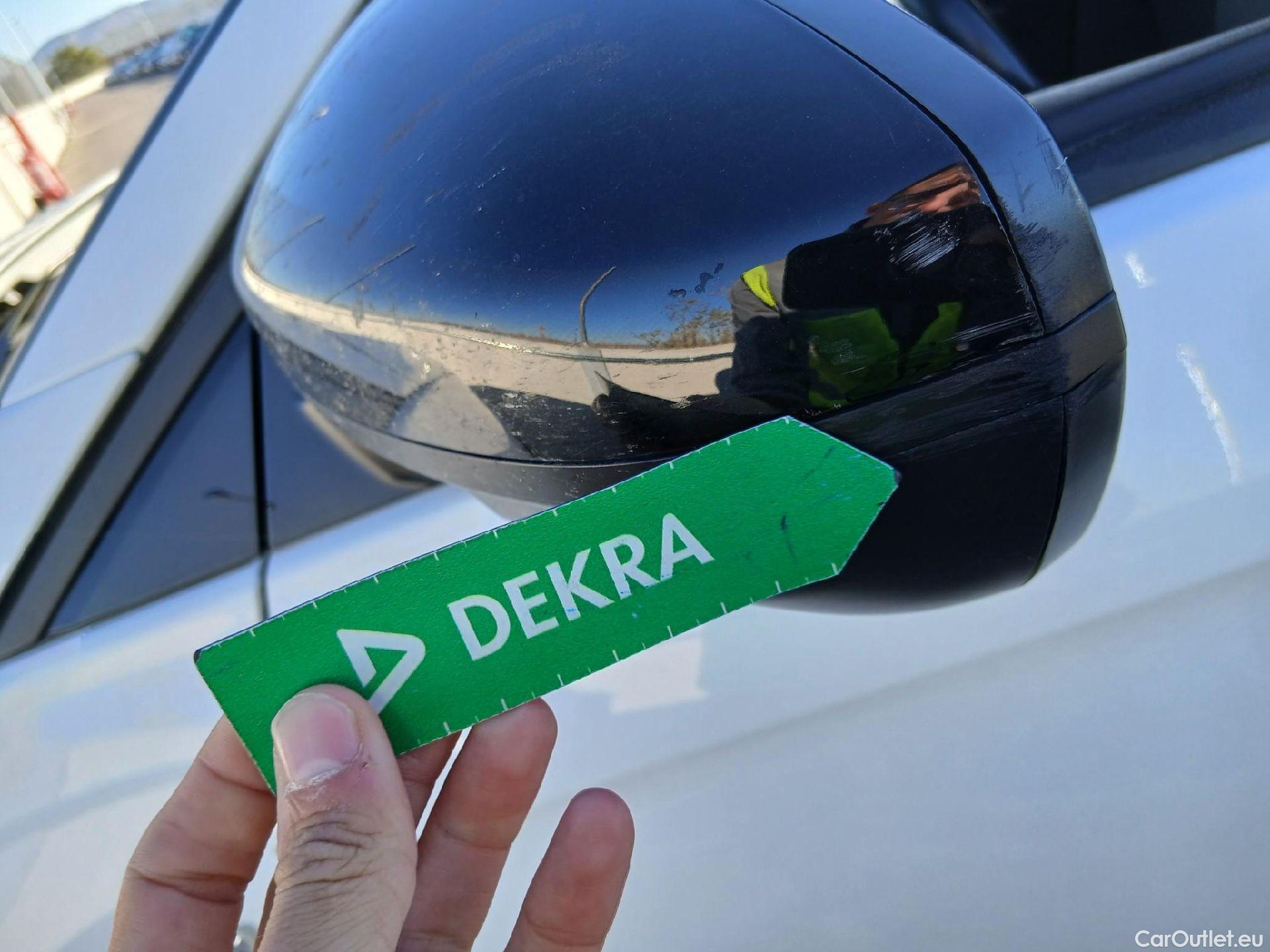  Opel   Grandland X OPEL Grandland / 2021 / 5P / todoterreno 1.5 CDTi Business Edition Auto #16