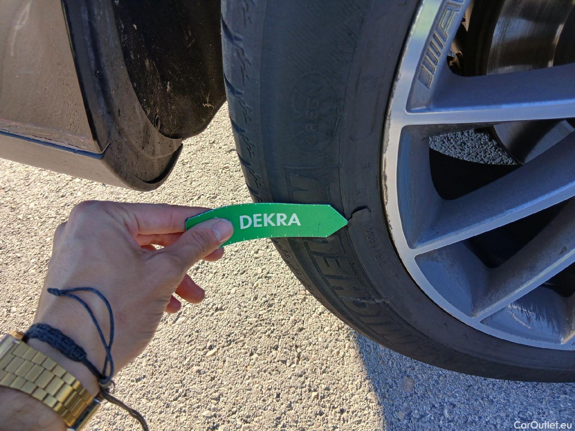  Mercedes  G-Klasee MERCEDES-BENZ GLE / 2018 / 5P / todoterreno GLE 300 d 4MATIC #3