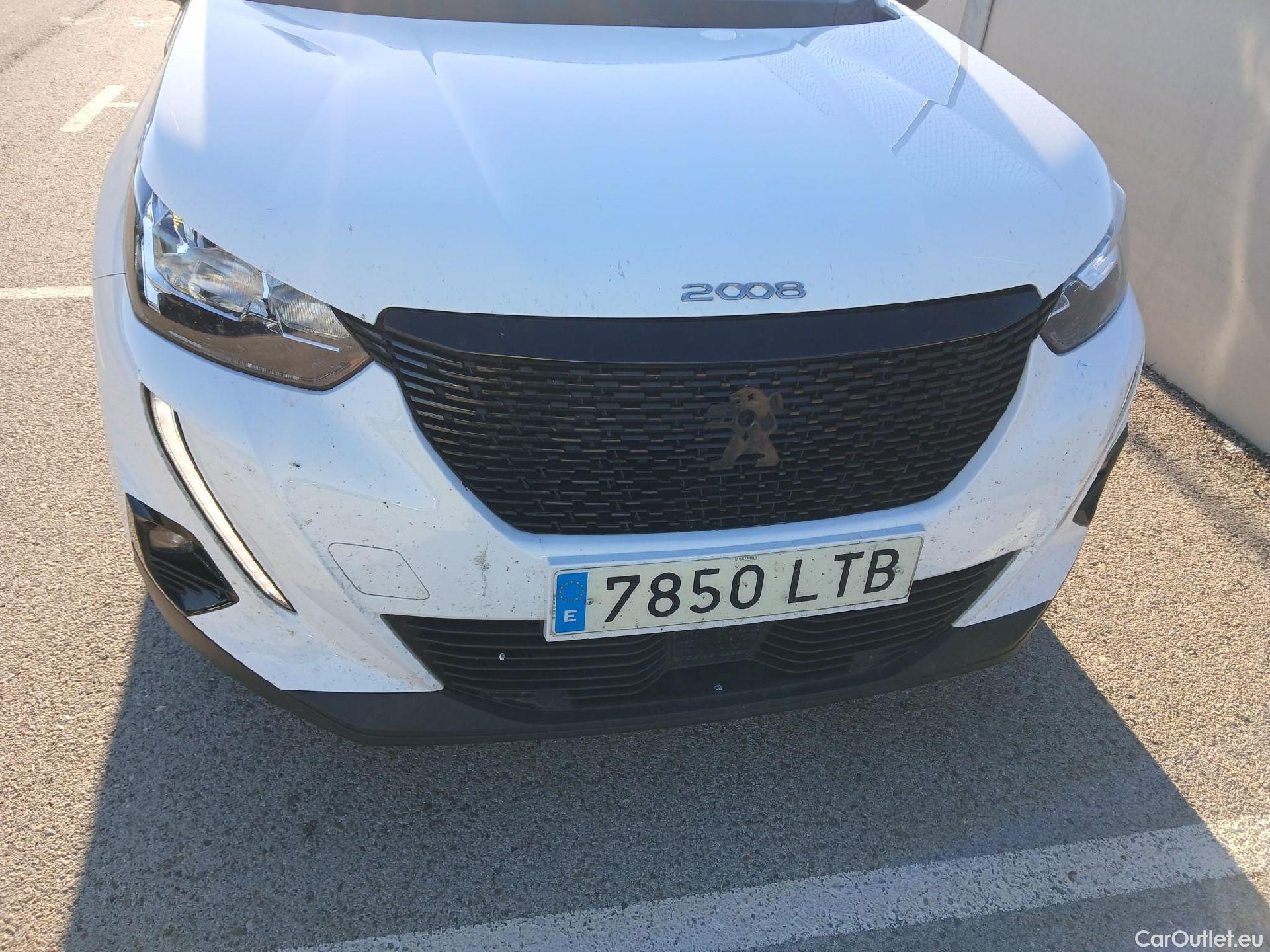  Peugeot  2008 PEUGEOT  / 2019 / 5P / todoterreno Active BlueHDI 81kW (110CV) #5