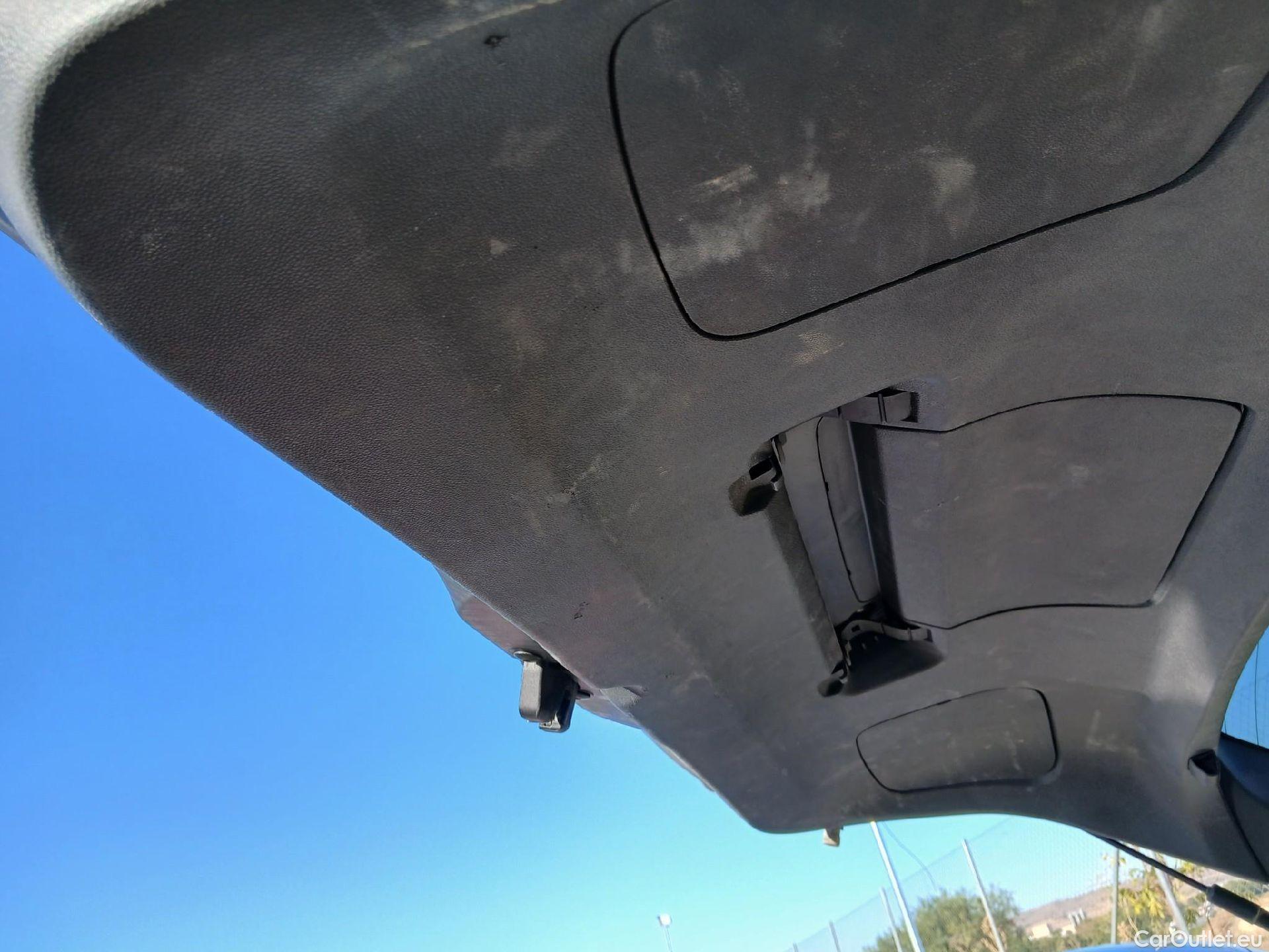  Opel   Grandland X OPEL Grandland / 2021 / 5P / todoterreno 1.5 CDTi Business Edition Auto #30