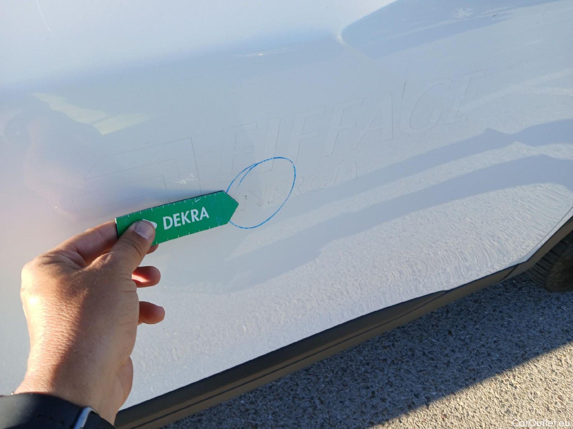  Peugeot  2008 PEUGEOT  / 2019 / 5P / todoterreno Active BlueHDI 81kW (110CV) #19