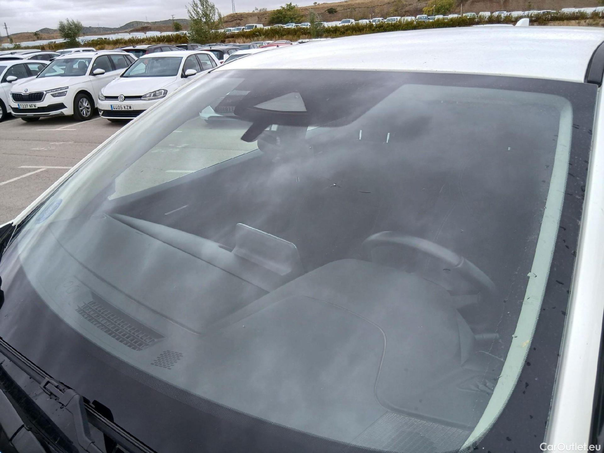 Nissan  Qashqai NISSAN  / 2021 / 5P / todoterreno DIG-T 103kW (140CV) mHEV 4x2 Acenta #2