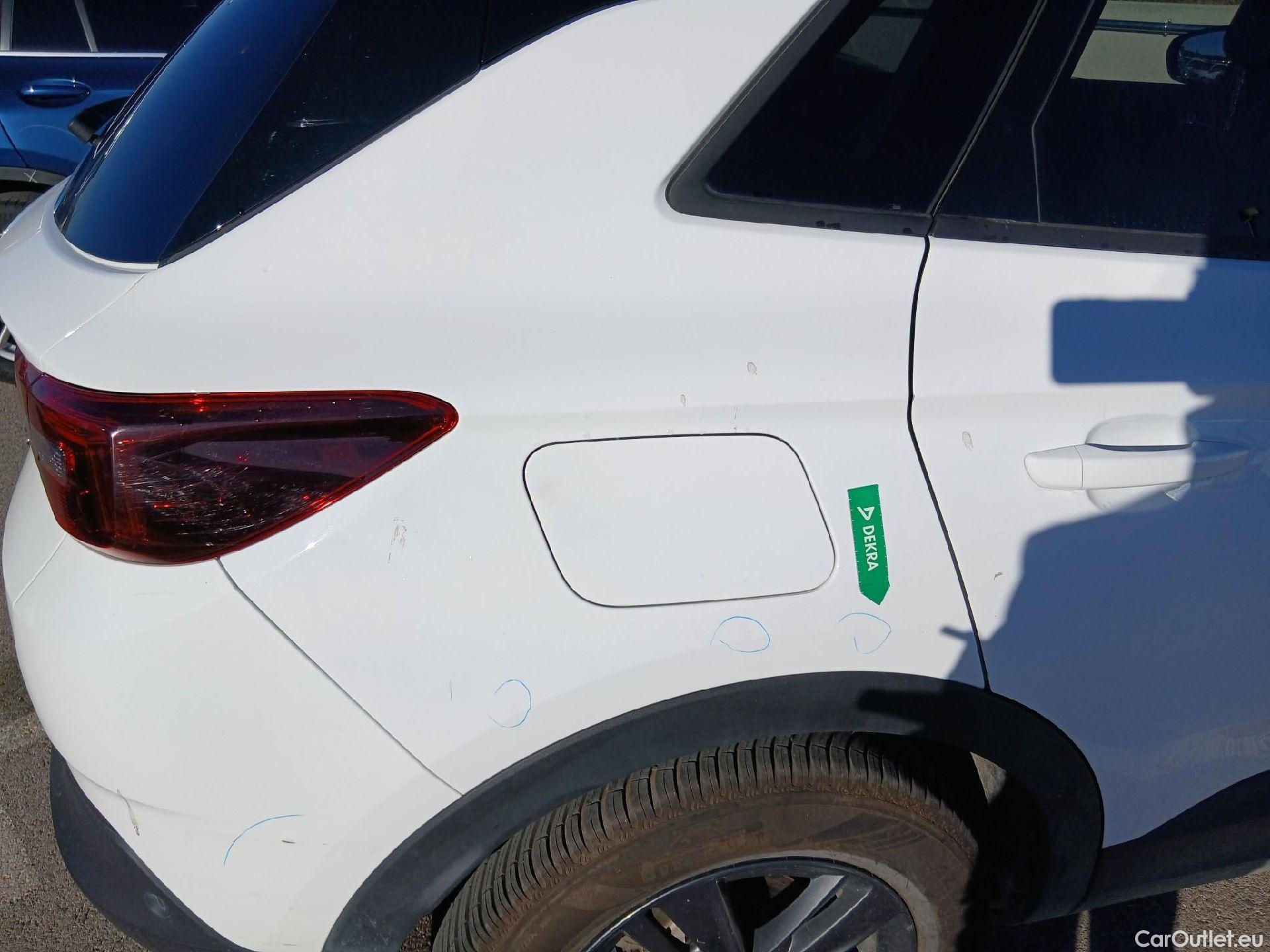  Opel   Grandland X OPEL Grandland / 2021 / 5P / todoterreno 1.5 CDTi Business Edition Auto #37