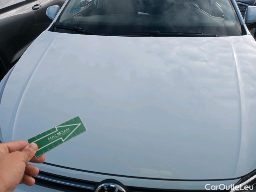 Volkswagen  Polo VOLKSWAGEN  / 2017 / 5P / berlina con portón Advance 1.0 TSI 70kW (95CV) #33