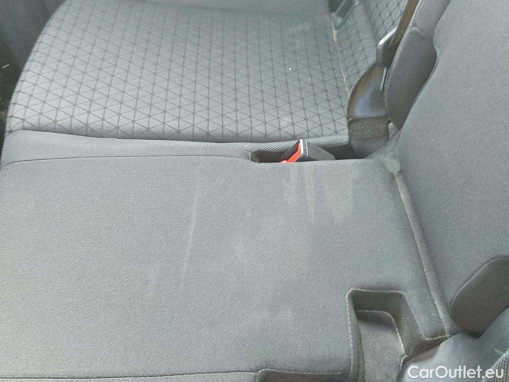 Volkswagen  T-CROSS VOLKSWAGEN  / 2018 / 5P / todoterreno Advance 1.0 TSI 85kW (115CV) DSG (AC) #22