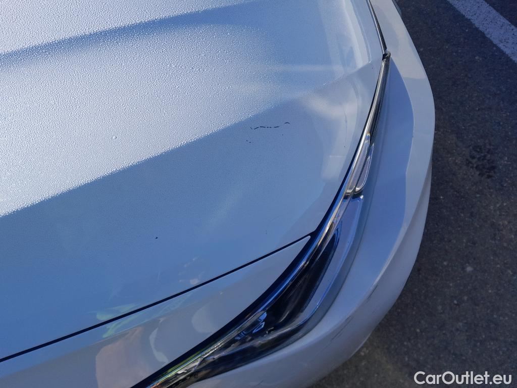  Volkswagen  Golf  VOLKSWAGEN / 2020 / 5P / berlina con portón 2.0 TDI 85kW (115CV) #5