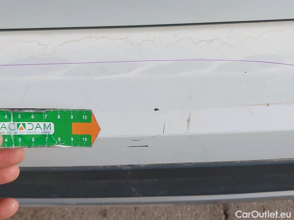 Volkswagen  T-CROSS VOLKSWAGEN  / 2018 / 5P / todoterreno Advance 1.0 TSI 85kW (115CV) DSG (AC) #21