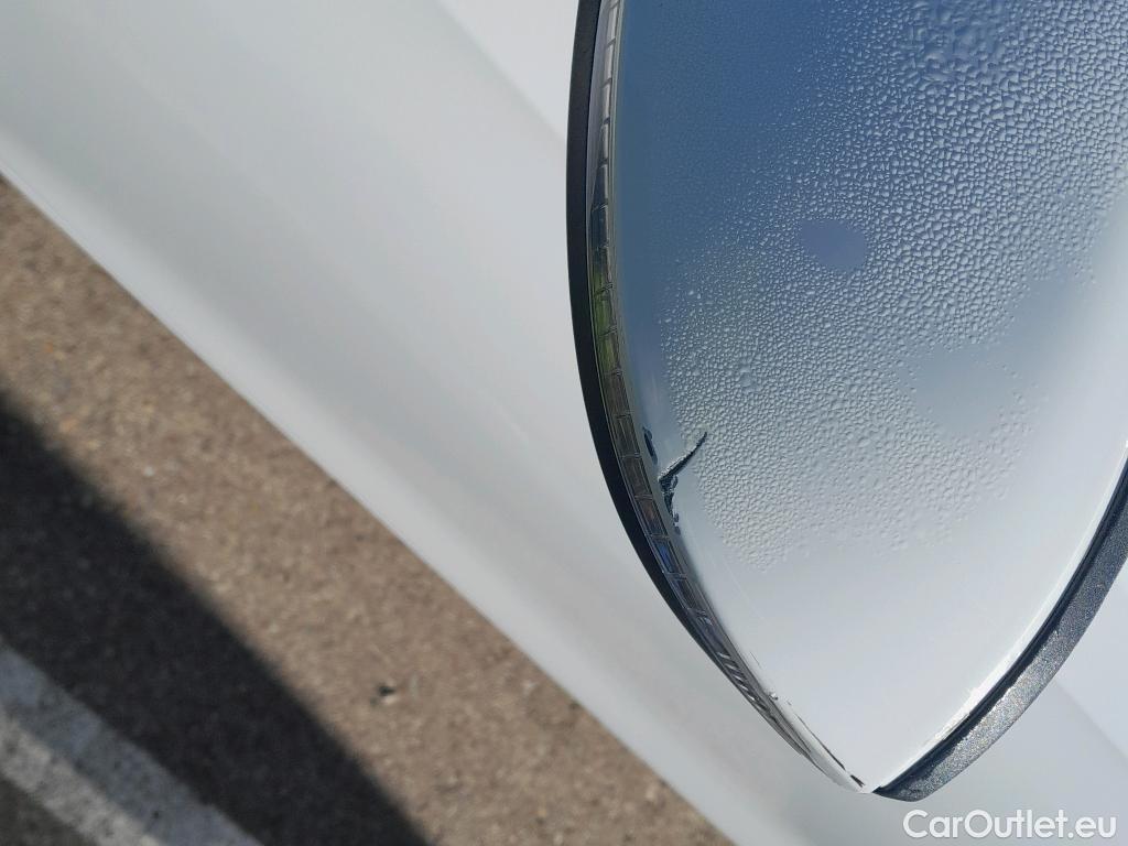  Volkswagen  Golf  VOLKSWAGEN / 2020 / 5P / berlina con portón 2.0 TDI 85kW (115CV) #13