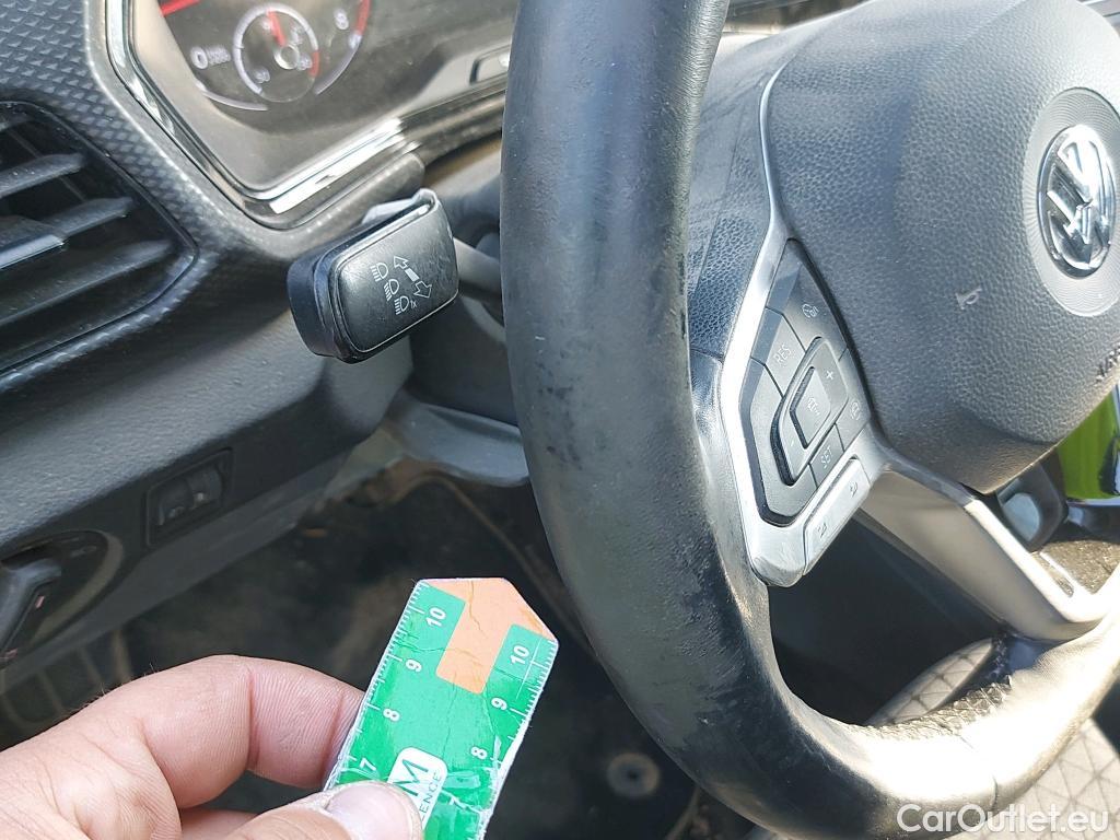 Volkswagen  T-CROSS VOLKSWAGEN  / 2018 / 5P / todoterreno Advance 1.0 TSI 85kW (115CV) DSG (AC) #31