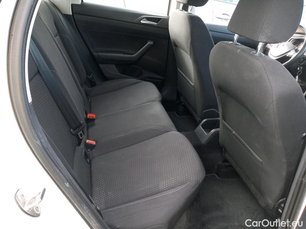 Volkswagen  Polo VOLKSWAGEN  / 2017 / 5P / berlina con portón Advance 1.0 TSI 70kW (95CV) #7