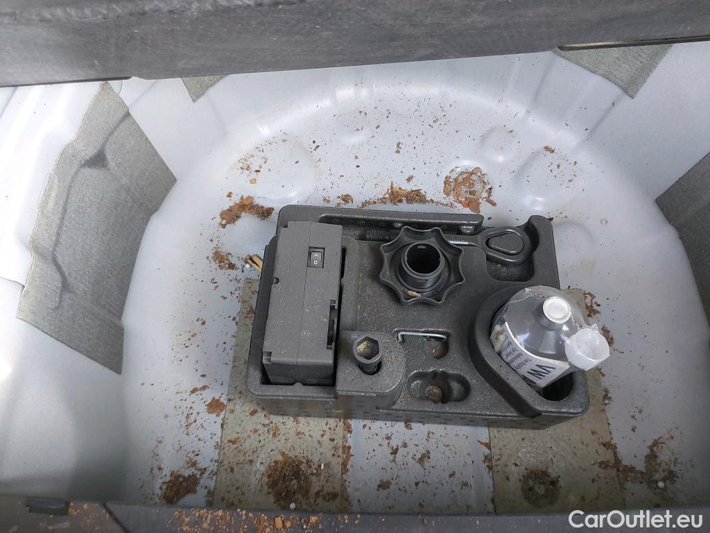 Volkswagen  T-CROSS VOLKSWAGEN  / 2018 / 5P / todoterreno Advance 1.0 TSI 85kW (115CV) DSG (AC) #10