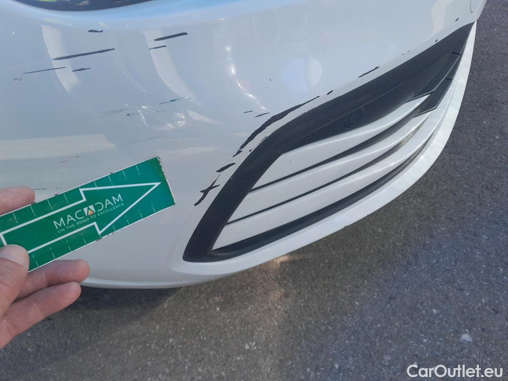  Volkswagen  Golf  VOLKSWAGEN / 2020 / 5P / berlina con portón 2.0 TDI 85kW (115CV) #8