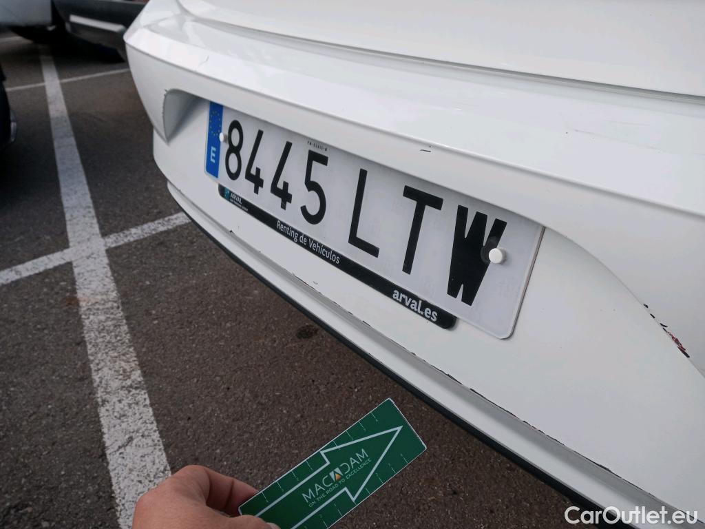 Volkswagen  Polo VOLKSWAGEN  / 2017 / 5P / berlina con portón Advance 1.0 TSI 70kW (95CV) #23